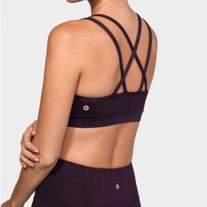 NWT Manduka Cross Strap Bra Deep Plum Women’s Medium